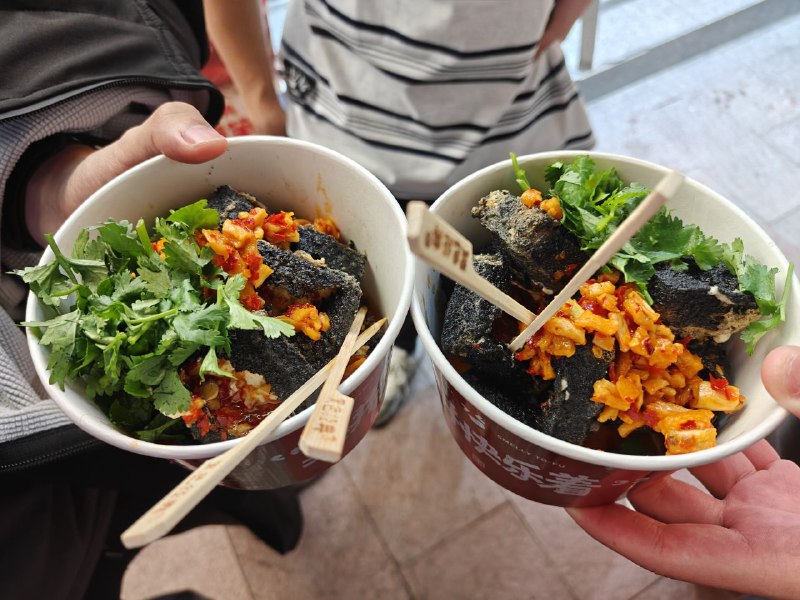 #日常 臭豆腐，好吃～#日常 臭豆腐，好吃～