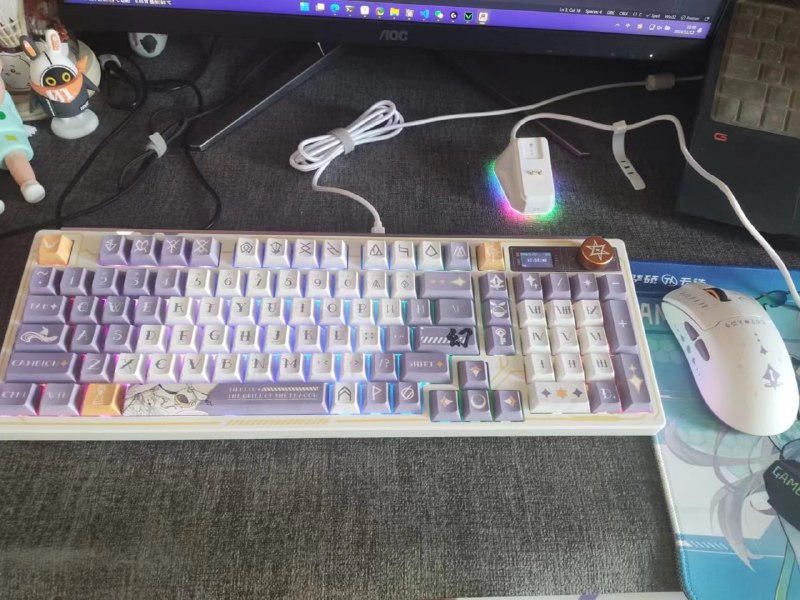 #日常 直接凑一套了 我的G304滚轮有问题就换了先用一阵子看看体验 主要G304迟早得换 不然到时候CTF线下屏蔽器一开G304直接变废物