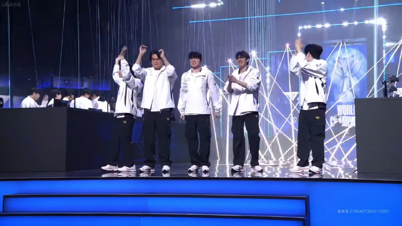 恭喜T1，恭喜Faker 完成五冠传奇！BLG 2：3 遗憾夺亚，还是没能完成全华班夺冠的愿望