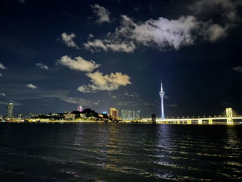 #CTF #GBACC2025 湾区杯真好玩，下次还来第一次参加这么大型的比赛​比赛上确实是被橄榄了，技术不到家，而且太多新型技术了，没接触那些东西​但是跟其他群里的大佬同台竞技了​这下从群友变成竞技队手啦现在，该回学校补作业了😭#CTF #GBACC2025 湾区杯真好玩，下次还来第一次参加这么大型的比赛​比赛上确实是被橄榄了，技术不到家，而且太多新型技术了，没接触那些东西​但是跟其他群里的大佬同台竞技了​这下从群友变成竞技队手啦现在，该回学校补作业了😭